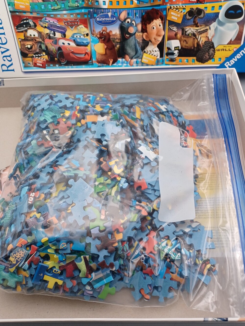 Ravensburger Disney Pixar Movies Puzzle Complete - Picture 10 of 12